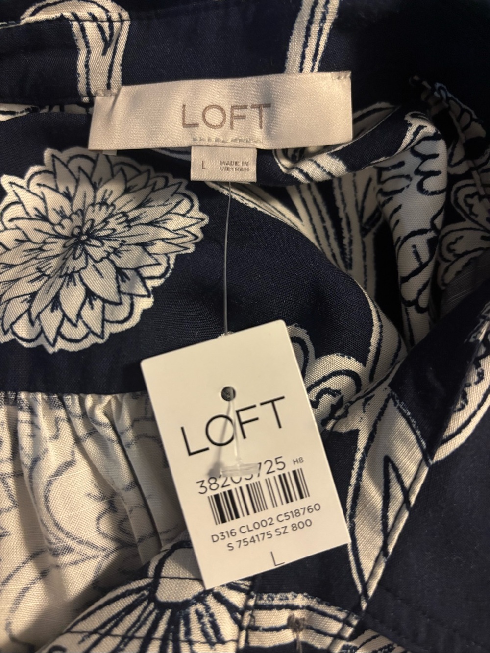 !! NWT!!!   LOFT Navy and White Floral Maxi Shirt Dress - Picture 9 of 10